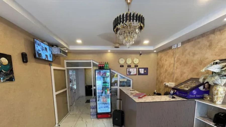 FabHotel Leema Tourist Home