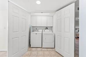 Unclassified image, 3 of 47, button - Oceanfront Windy Hill Beach 1K 3Q (North Myrtle Beach)
