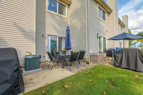Convenient Condo 9 Mi to Princeton University