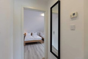 Room - Wohnung in Zell (Zell am Main)