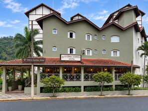 Exterior - Vitoria Garden Hotel (Águas de Lindóia)