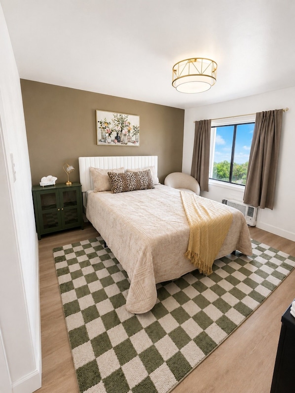 Hanky Panky Bed Area Pic1 - Escape to the cool mountain air and peaceful beauty of Arizona’s White Mountains (Show Low)