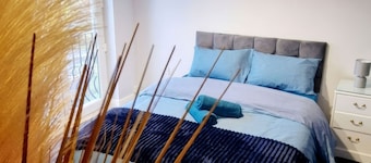 Lovely 3 Bedroom 6 Guest house in Rossendale