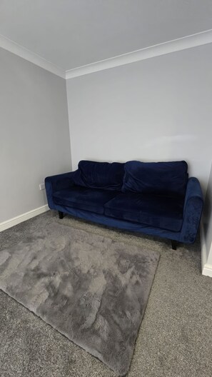 Living area - Lovely 3 Bedroom 6 Guest house in Rossendale (Rossendale)