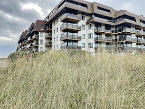 Exterior - Vrbo Property (Koksijde)