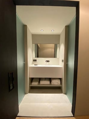 Bathroom - CASA GRANDE HOTEL  (Grañón)