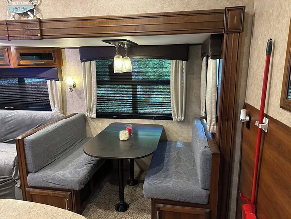 Dining - Renegade Ranch and Hunt Club – Site 2 (St George)
