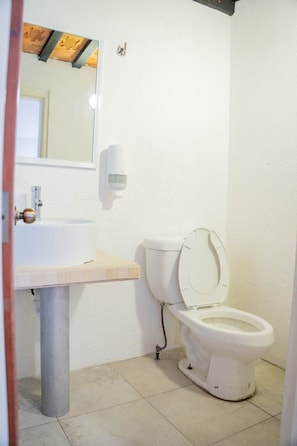 Bathroom - HOTEL DEL PARQUE (Santa Cruz)