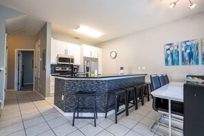 Private kitchen - Encantada Resort Condo w/ Pool & Lake View (Kissimmee)