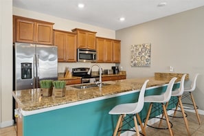 Private kitchen - 4-bedroom House at Storey Lake With Private Pool (Kissimmee)