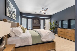 Room - Luxury & Location • Priv Pool, Spa, BBQ, Firepit (Chandler)