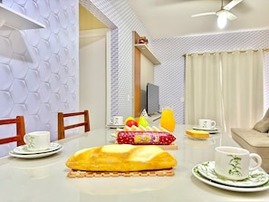 Dining - Apartamento com churrasqueira (Bombinhas)
