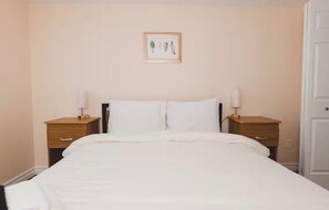 Room - Sunset Blue - Grand Bend (Lambton Shores)