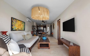 Living area - Fabulous 2-bedroom condo with AC in lovely Bucerías, with beautiful beach views (Bucerias)