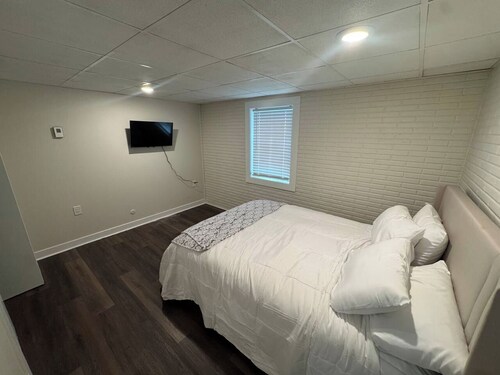 Nebraska City Nook - Maple (1306 apt 2)
