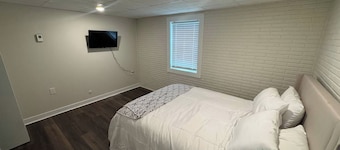 Nebraska City Nook - Maple (1306 apt 2)