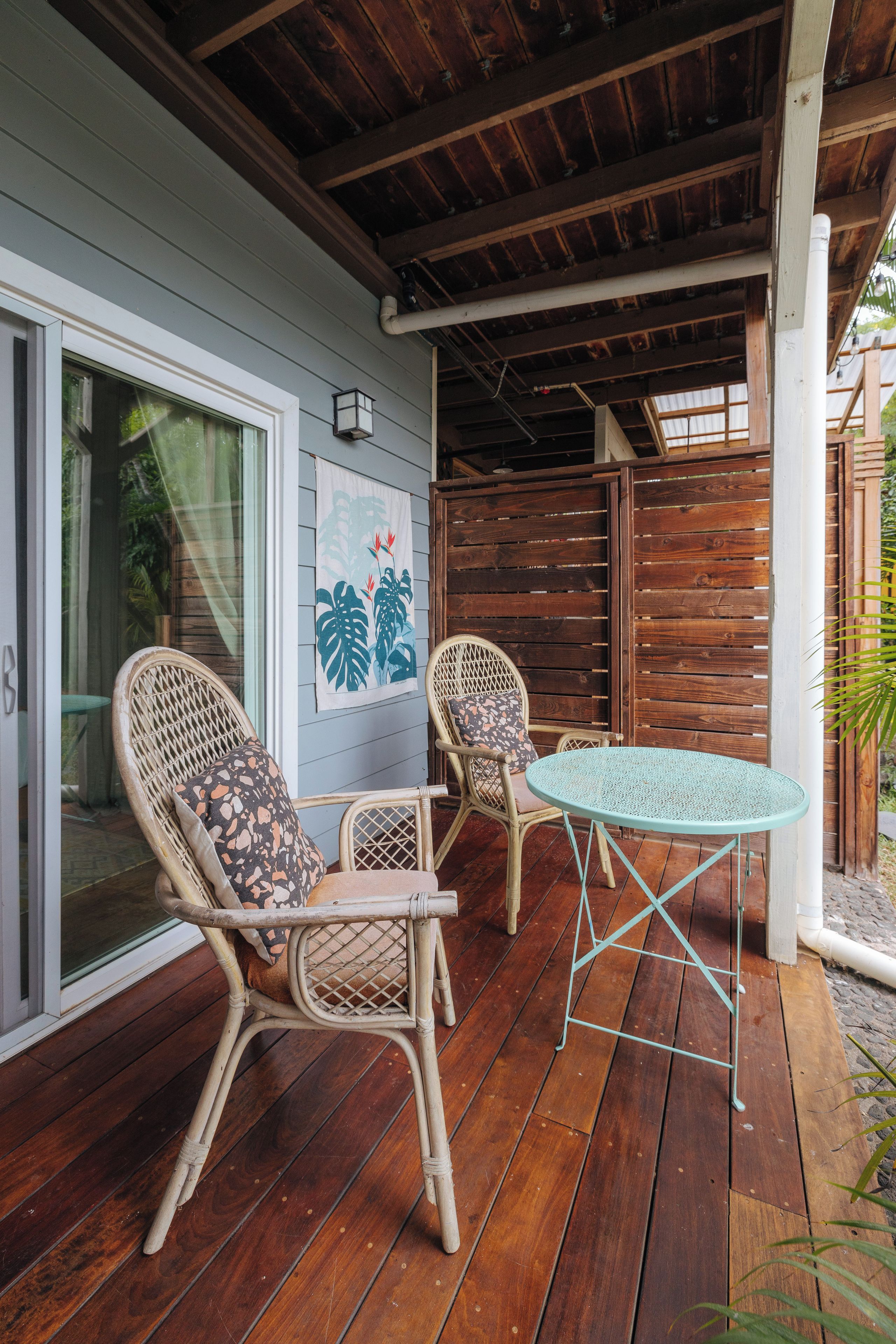 Outdoor private lanai 