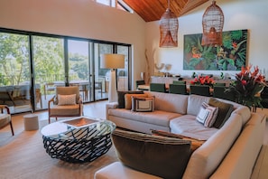 Living area - Vrbo Property (Liberia)
