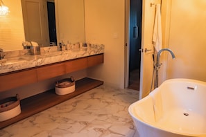 Bathroom - Vrbo Property (Liberia)