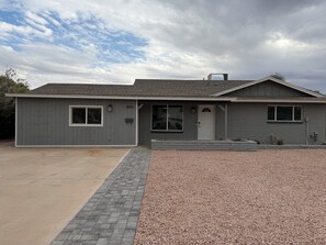 Exterior - 4BR desert retreat with Game room + fire pit (Tempe)