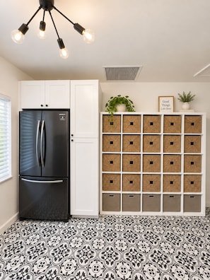 Interior - Sugarloaf Sunshine | Pool, Bikes, Kayaks & Paddleboards | Sleeps 9 (Summerland Key)