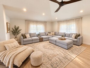 Living area - Sugarloaf Sunshine | Pool, Bikes, Kayaks & Paddleboards | Sleeps 9 (Summerland Key)