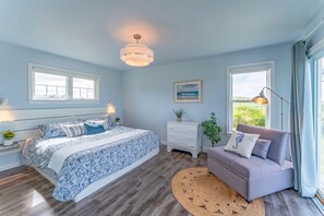 Room - Shore to Sky Cottage (St. Peter's Bay)