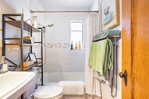 Bathroom - West Highlands- walk to Tennyson and Highlands Square (Denver)