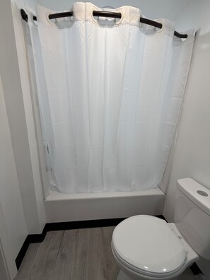 Bathroom - Cozy One-Bedroom Stay in the Appalachian Mountains (Haysi)
