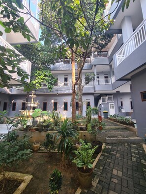 Khuôn viên nơi lưu trú