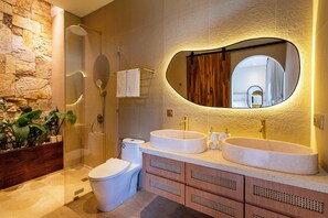 Bathroom - Villa Perwira (Bali)