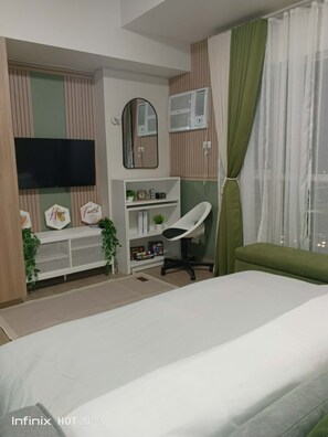 Room - Yvan’s by The Klayvan Prive @ La Cassia Residences Maple Grove (General Trias)