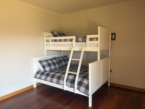 Room - Paddock and Paws Farm Stay (Riverton)