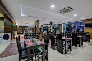 用餐