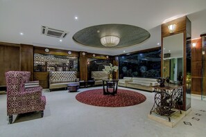 Khu sảnh