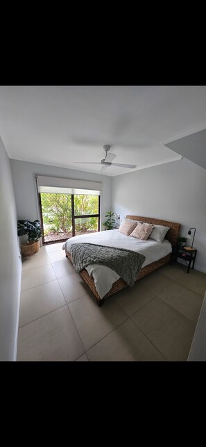 Room - Home away from Home (Shailer Park)