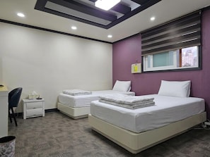 Room - E Motel  (Gimcheon)
