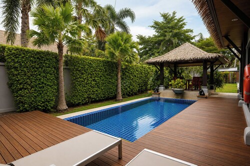 Private Bali Pool Rawai Villa - Spacious 2 Bedrooms