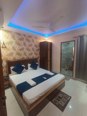 Room - RS Guest House (Varanasi)