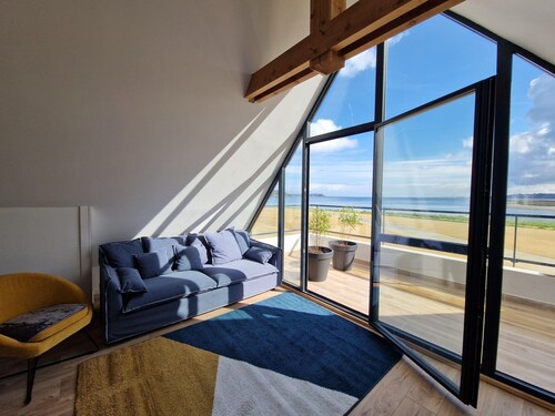 Premium Holiday Home, Pink Granite Coast