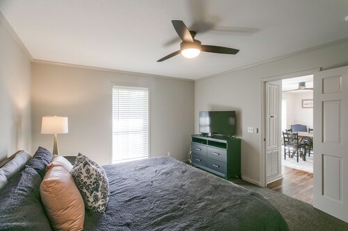Family-Friendly Farm Stay in Wray!