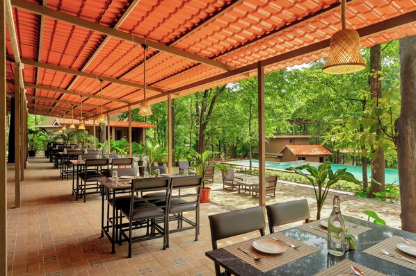 Nature Trails Ina Resort Dodamarg (Dodamarg, ), Dodamarg hotel ...