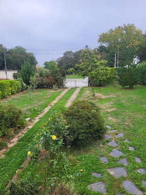 Property grounds - Vrbo Property (Brest)