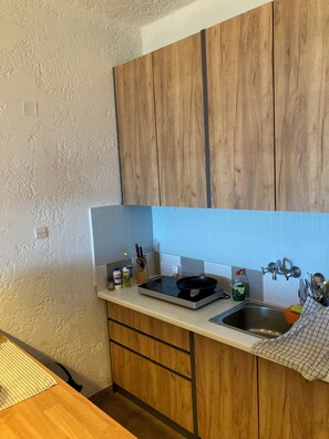 Private kitchen - Vrbo Property (Anissaras)