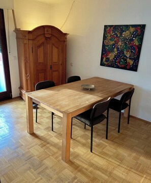 Dining - Vrbo Property (Kamen)