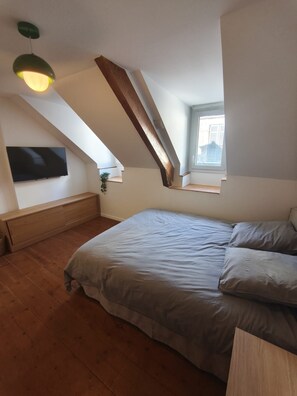 Room - Vrbo Property (Saint-Brieuc)