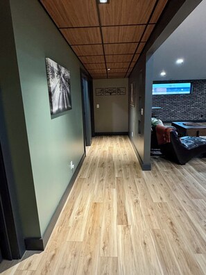 Interior - Industrial Luxe is new and will impress you in Fort Wayne (Fort Wayne)
