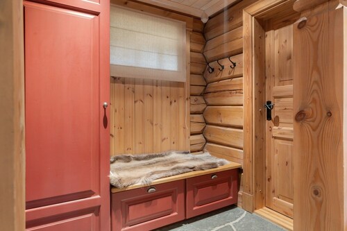 FA860 Spacious Mountain Cabin in Fageråsen with Sauna and Fireplace