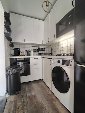 Private kitchen - Vrbo Property (Viry-Châtillon)