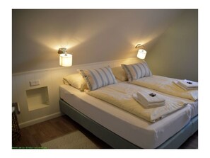 Room - Holiday Apartment With 1 Bedroom (Wyk auf Foehr)